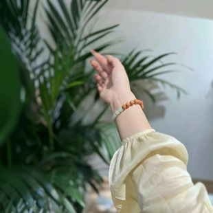 Jin Yutang Hetian Jade Rabbit Bracelet Clean and Moisturizing Style Beautiful Rabbit Ran Rich Rabbit Soars into Unique Style