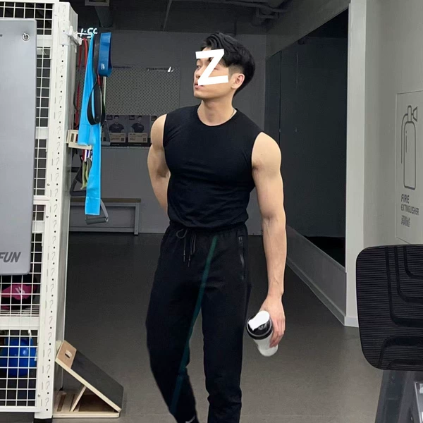 Black T-shirt