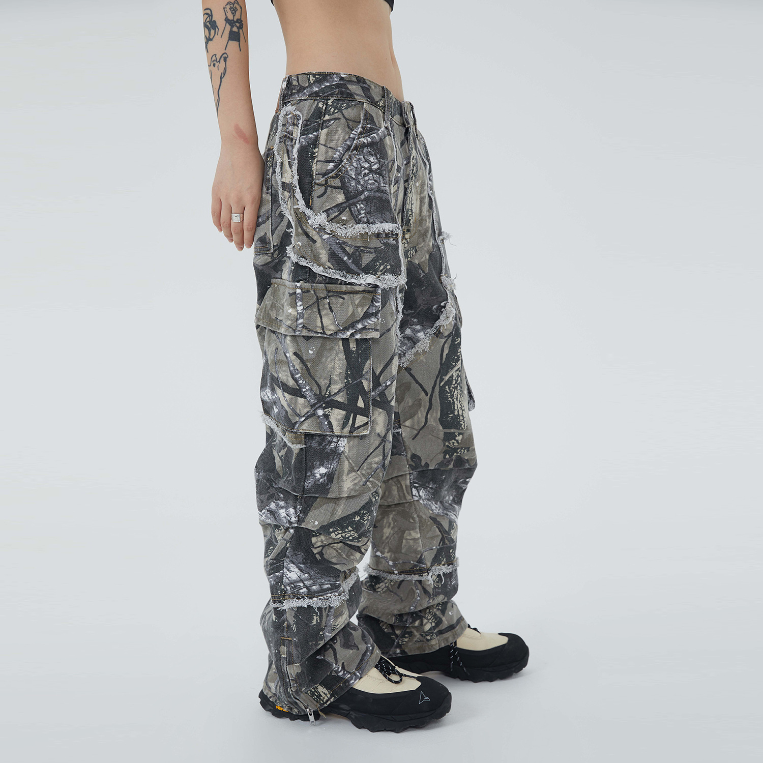 2023 high street american hip hop marca de moda jeans deshilachados hombres multi-bolsillo ropa de trabajo recta pierna ancha pantalones sueltos mujeres