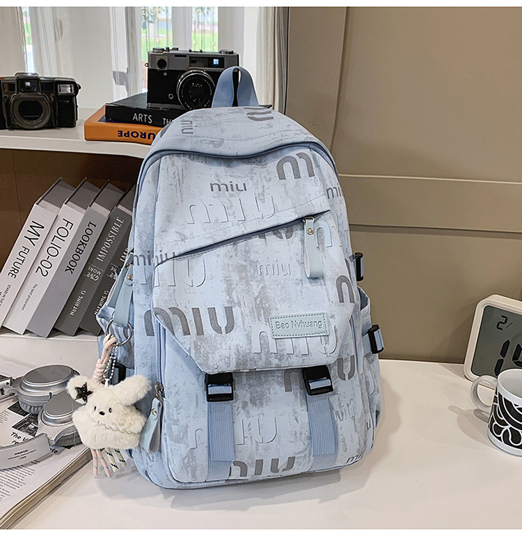Lightweight Fashionable New Model Backpack 2026 Large Capacity Graffiti Student Backpack Casual Trendy Daily Commute School Bag