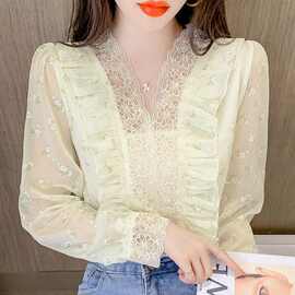 2025春秋新款设计感小众木耳边蕾丝V领泡泡长袖碎花甜美雪纺衫女