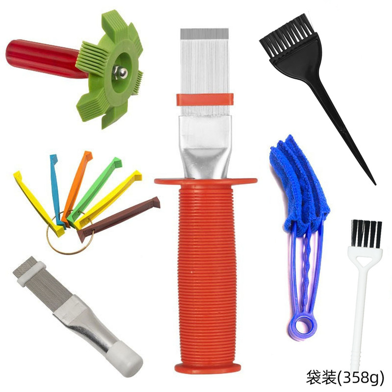 芸貝のフィンはエアコンのステンレスのブラシのフィンを使って凝縮器を整理してラジエーターをきれいにしてほこりのツールをきれいにします。|undefined
