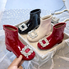 童皮鞋;童凉鞋;童皮靴