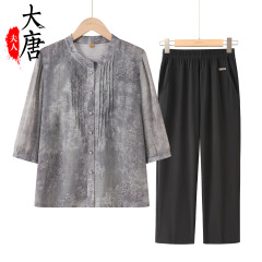 妈妈中袖衬衫2025新款中老年人女装奶奶夏季衬衣洋气套装宽松小衫