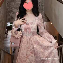 碎花连衣裙中长款长袖甜美纯欲显瘦仙女裙潮宽松通勤穿搭一件代发