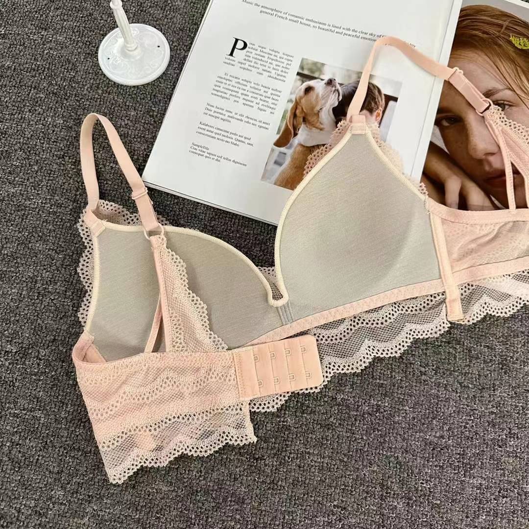 Bra de encaje del sudeste asiático, ropa interior de mujer, bra de copa triangular francesa, verano sin anillo de acero, copa delgada, algodón sexy y cómodo para la piel