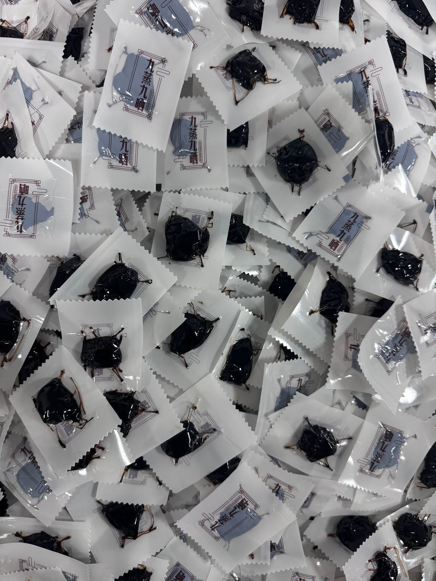 Nine-Steamed Nine-Sun-Dried Polygonatum Ready-to-Eat Huang Jing 250g Bottle quality and texture