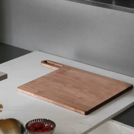 金属工艺品;树脂工艺品;水晶工艺品