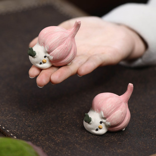 Yixing Purple Sand Tea Pet Garlic Bird Ornaments Creative Handmade Sculptures Garlic Bird Chick Tea Set Tea Ceremony Accessories Can Be Raised