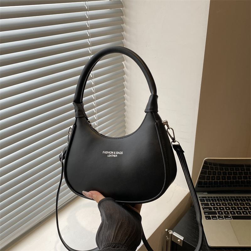 Fashion Large Capacity 2025 New European And American Style Women's Solid Color Trendy Crossbody Dumpling Handbag_voghion.com