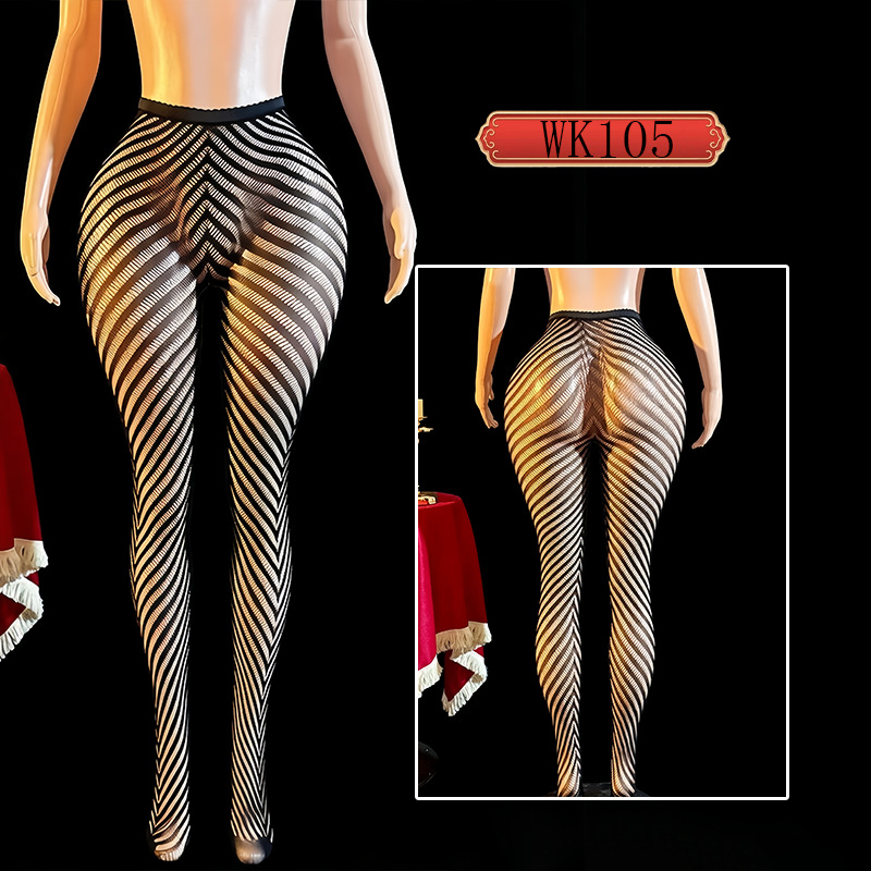 Yue mariposa amor fábrica de calcetines al por mayor Europa y los Estados Unidos a rayas transfronterizas pantalones jacquard calcetines mujeres amor sexy WK105