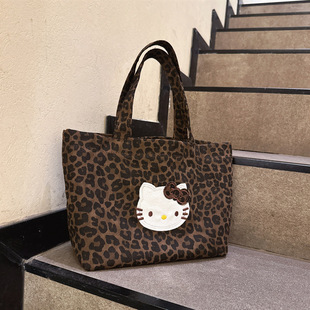 �ﶬ�¿��nϵ���y����� �ɐ۴̽�kitty��������������С�ռ{��