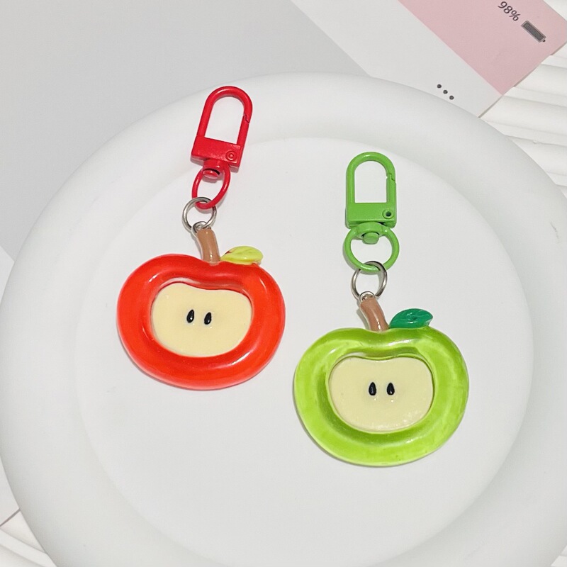 Ins Ice Penetration Simulation Apple Keychain All-match Girl Heart Schoolbag Pendant Girlfriend Couple Gift Wholesale Jewelry