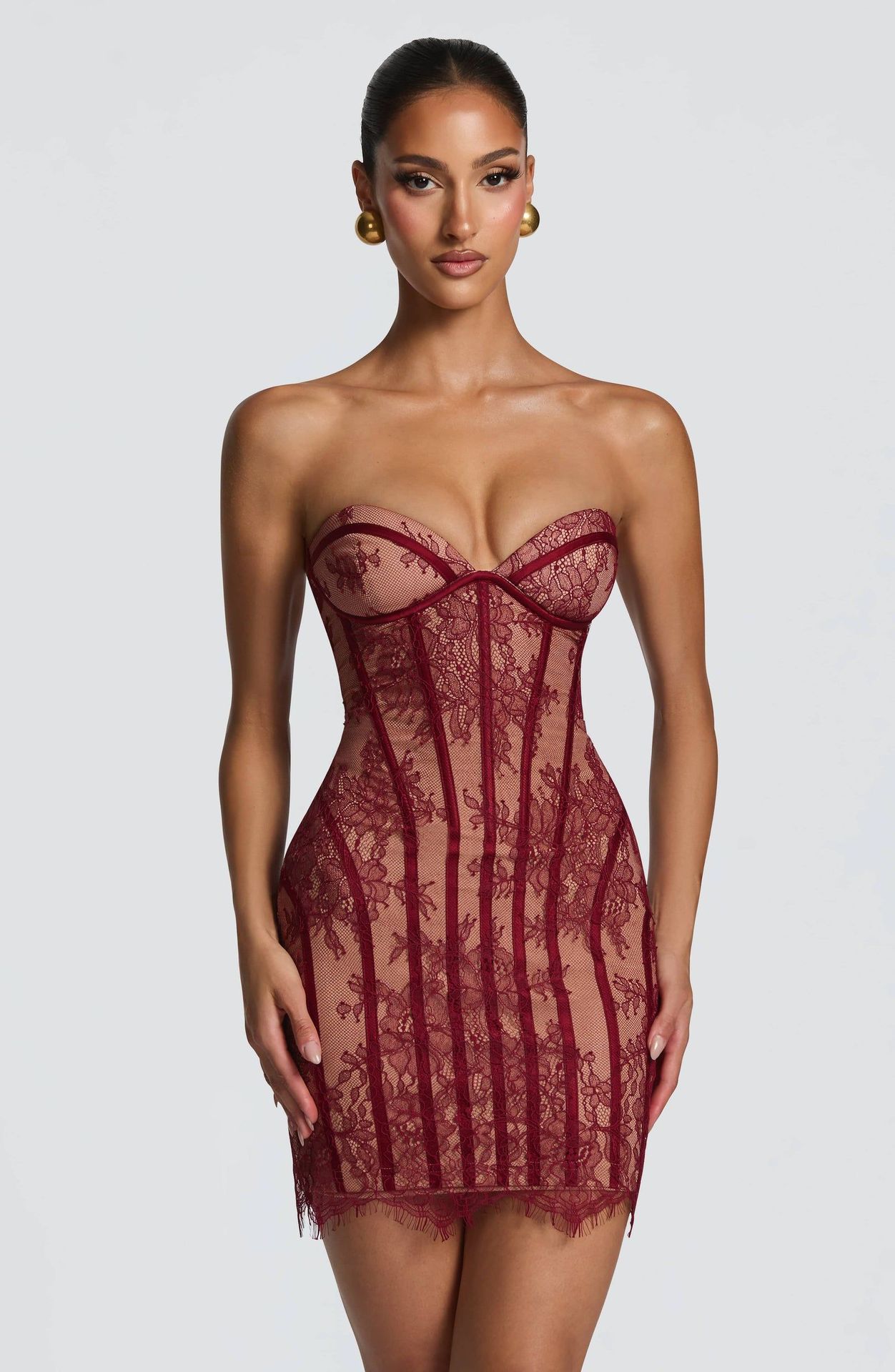 2026 primavera y verano nuevo encaje estriado pecho cintura alta ajustado vestido de cadera para mujeres