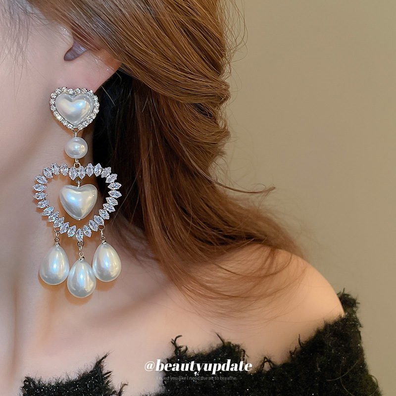 Pendientes de gota de agua de amor de diamantes llenos de perlas artificiales de aguja de plata Pendientes exquisitos y hermosos Pendientes dulces de estilo princesa