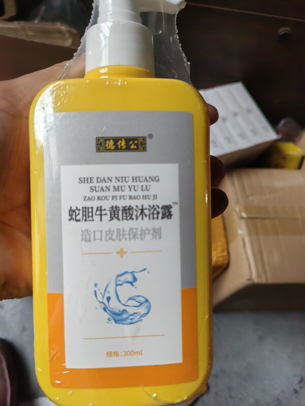 [デチュアンゴン] スネークバッドタウリンシャワージェル 300ml ウェイミー・ジアユアン|undefined