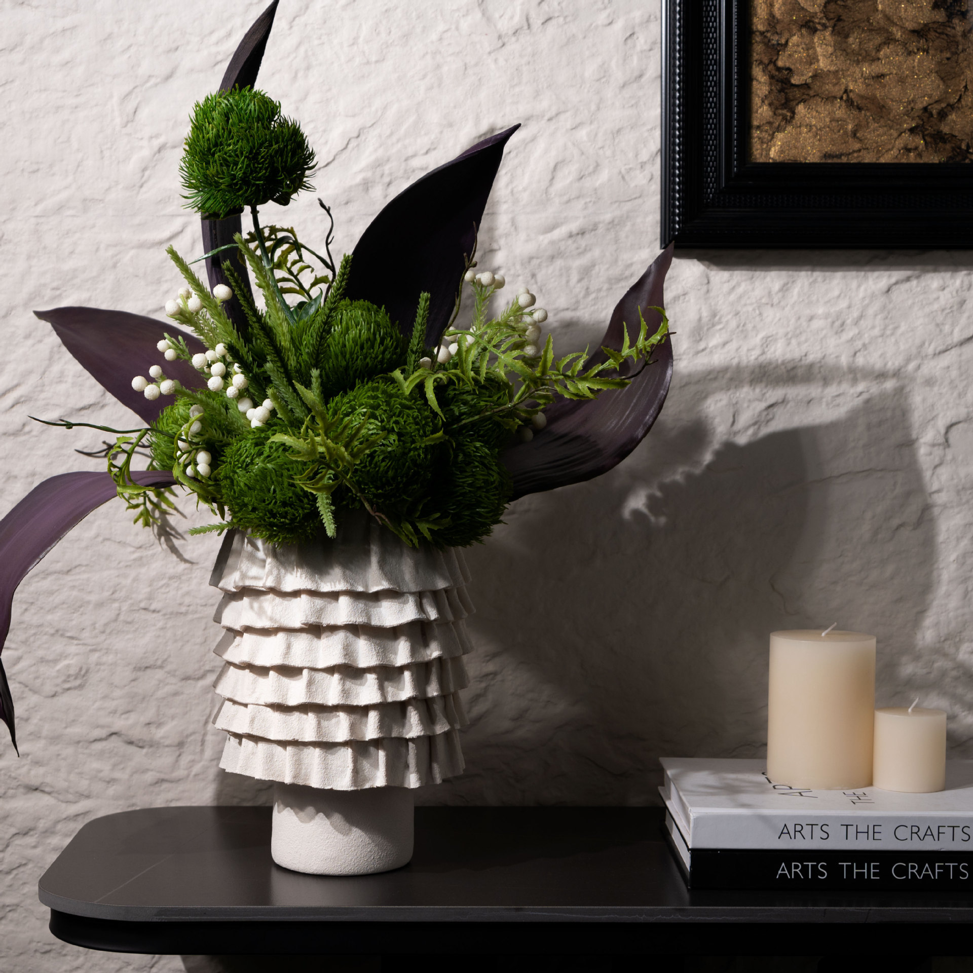 Modern Simple Handmade Pleated Resin Vase Simulation Floriculture Homestay TV Cabinet Entrance Floriculture Designer Ornaments