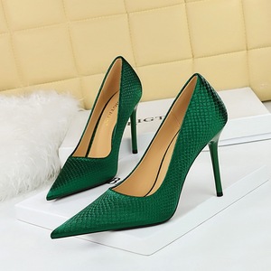 3739-3 Korean Fashion Banquet High Heels Slim Slim Heels Super High Heels Fish Scale Pattern Satin Shallow Mouth Pointed