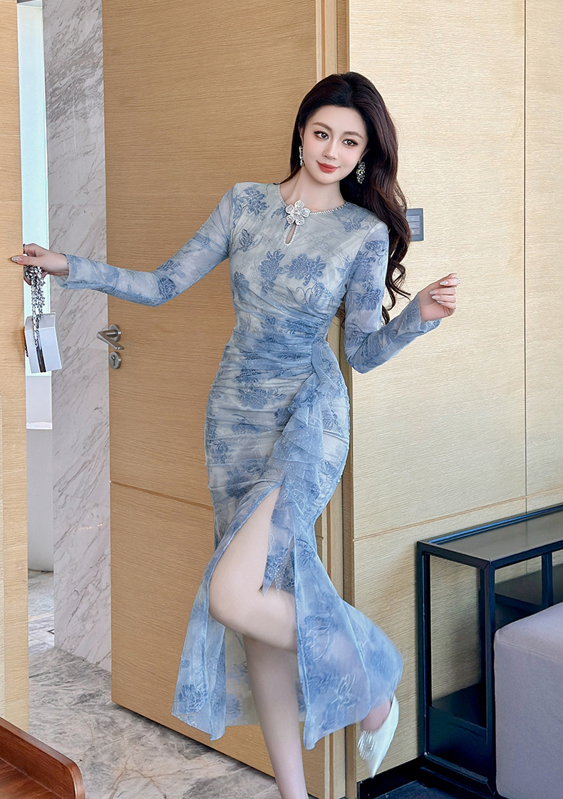 Đầm ôm body nữ cổ tròn họa tiết nhung, tay bèo viền lưới — Màu xanh da trời chi tiết 11