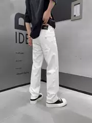Men's Relaxed Straight-Leg Jeans in White, High-End Minimalist Designer Fit, Everyday Casual Streetwear