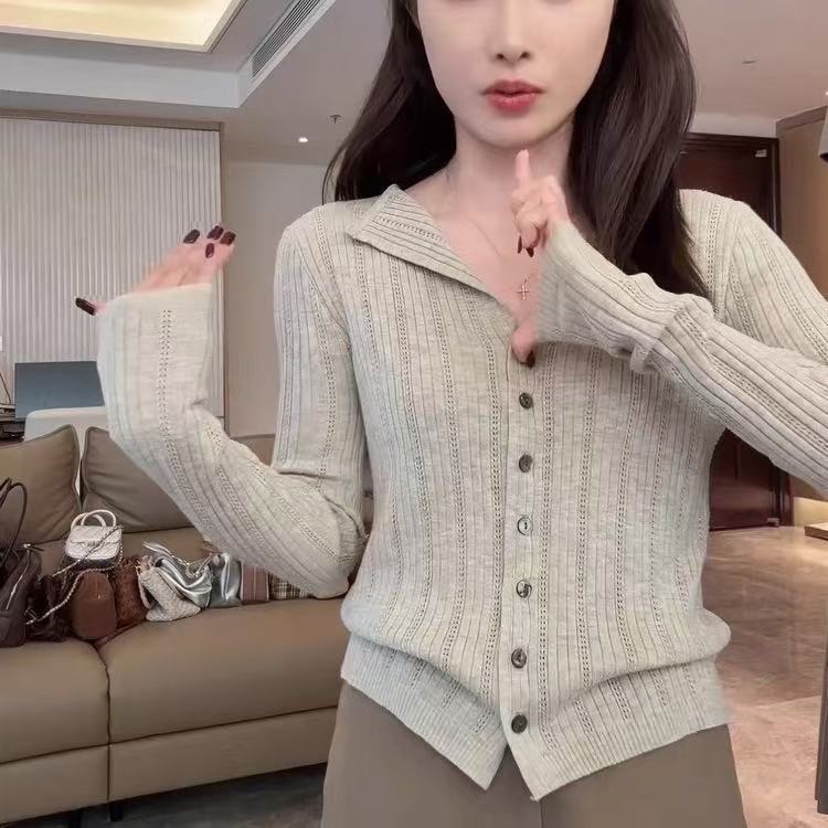 2025 Versatile Commuter Gray Hollow-Out Long-Sleeve Knit Cardigan for Women, Autumn and Winter Sweater, Korean Style, Elegant and Slim-Fitting