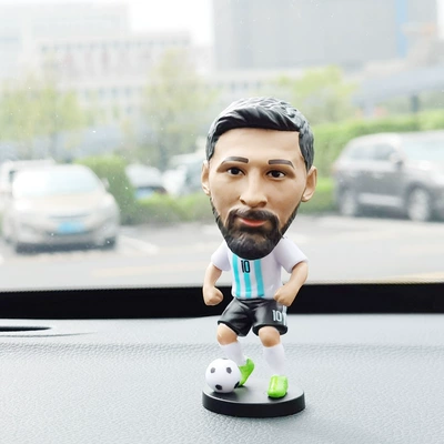World Cup Football Star Figurines Car Ornaments Gifts for Boys Cristiano Ronaldo Haaland Spring-Loaded Bobblehead Dolls (Car ornaments) - -spring-massey