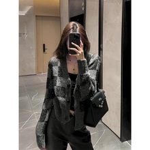 【含羊毛】慵懒风领亮片毛衣开衫女冬气质格子针织外套宽松型长袖