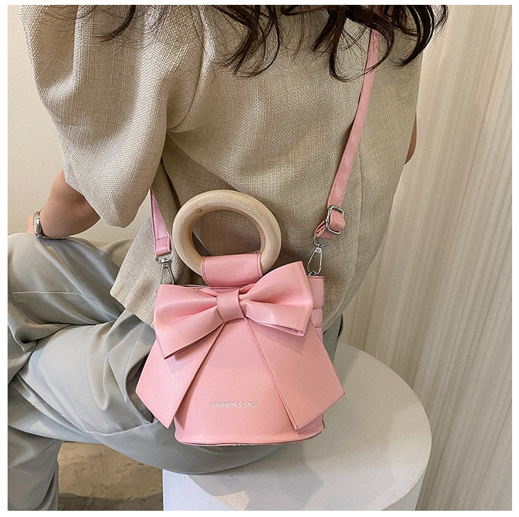 455g Weight Synthetic Leather Lining Material Sewing Thread Fashion Element Magnetic Buckle Closure Type Single Shoulder Strap, Double Handle Strap Type Bucket Bag Bags Type Casual Occasion Pu Leather Material Bow Knot Pattern All Seasons Season Women's Gender Elegant Style Bucket Shape Small Size Women's Small Pu Leather Bow Knot Elegant Sewing Thread Bucket Magnetic Buckle Bucket Bag 5