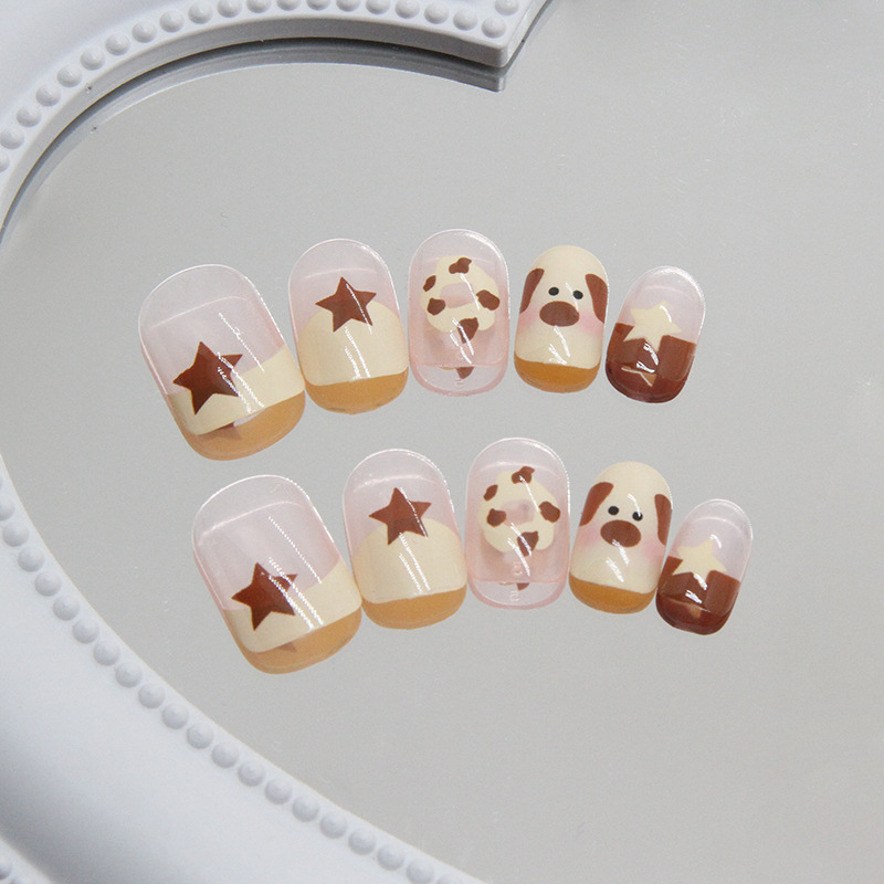 Cute little dog wearing nails, detachable star patches, short round toed nail patches_voghion.com