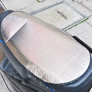 金华义乌电动车防晒坐垫摩托车防晒隔热垫双面气泡铝膜