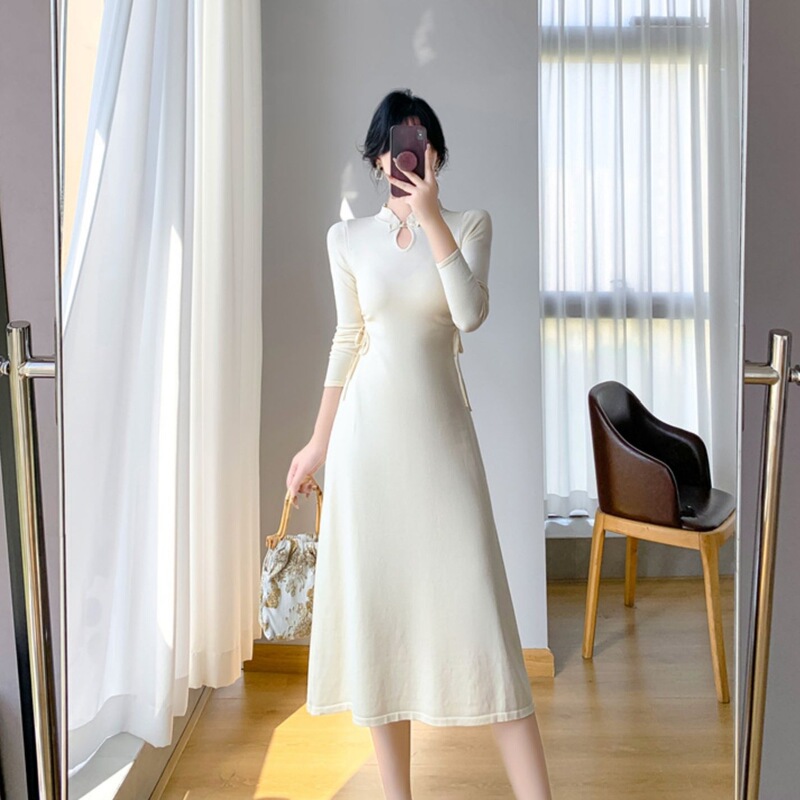 New elegant bodycon dress for formal occasions, suitable for women in autumn and winter, perfect to pair with a coat, ideal for pear-shaped body types
