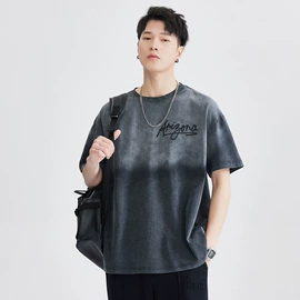 男式牛仔裤;男式T恤;男式休闲裤