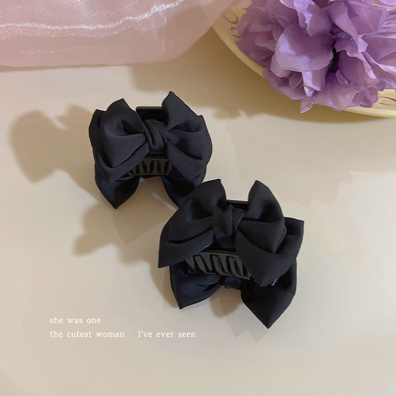 Small square clip black double-sided bow 7cm