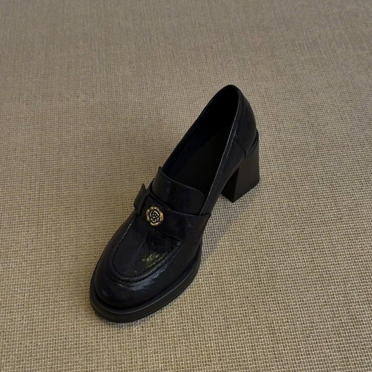 Soft Leather, Beautiful Camellia French High-Heeled Loafers for Women 2025 Spring and Autum New Small Leather Shoes Thick Heel Flats