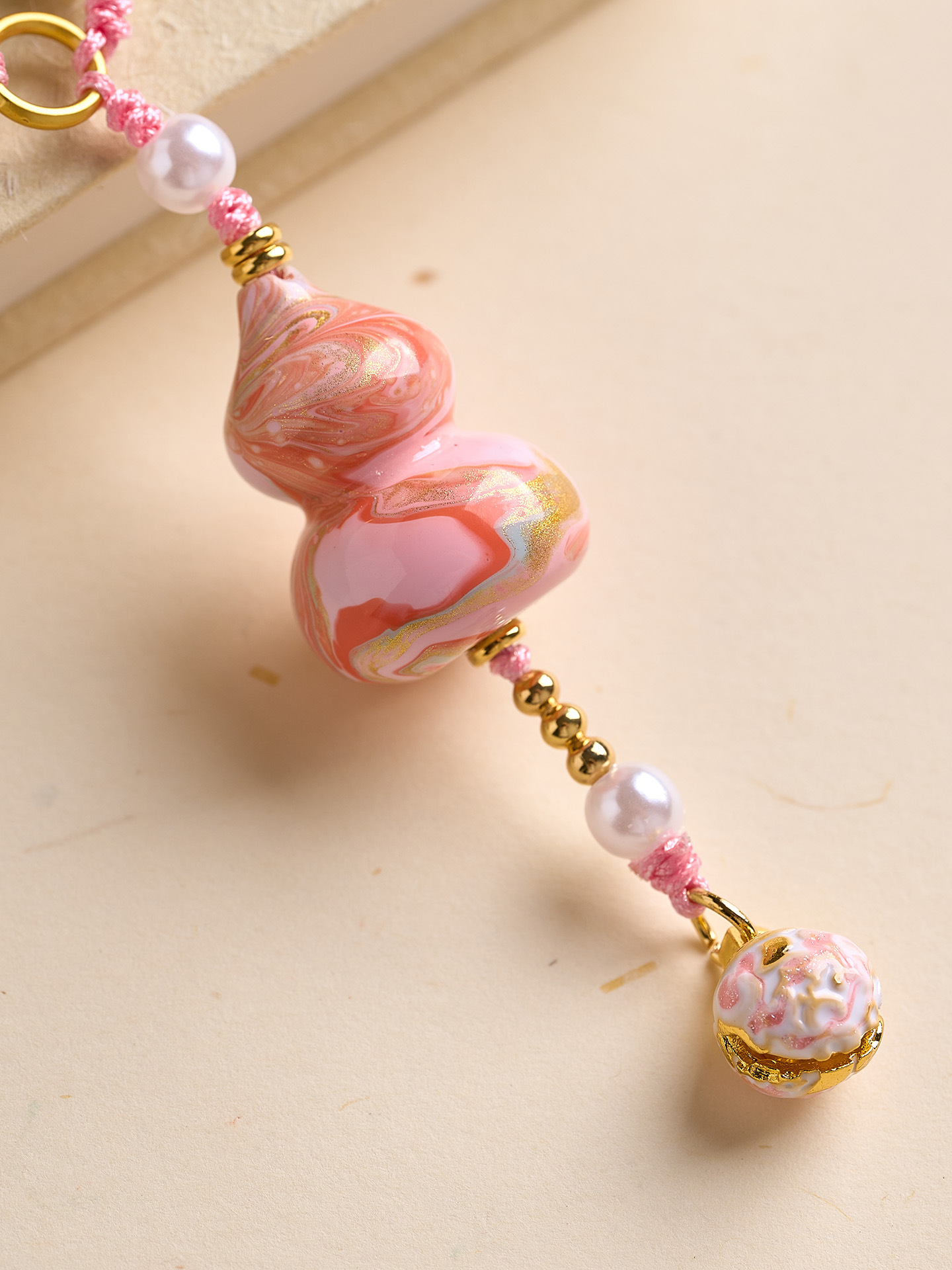 New Chinese-Style Lacquer Gourd Car Hanging Tassel Ornament Handmade Peace and Wealth Car Interior Decoration Ancient Style Bag Hanging