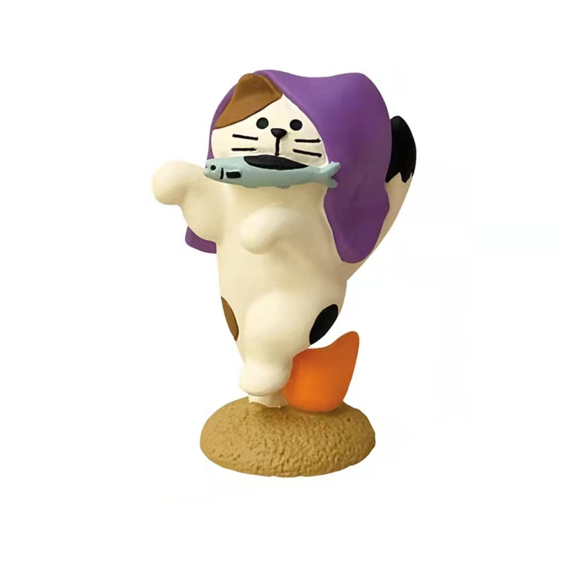 입에 물고기와 춤추는 고양이