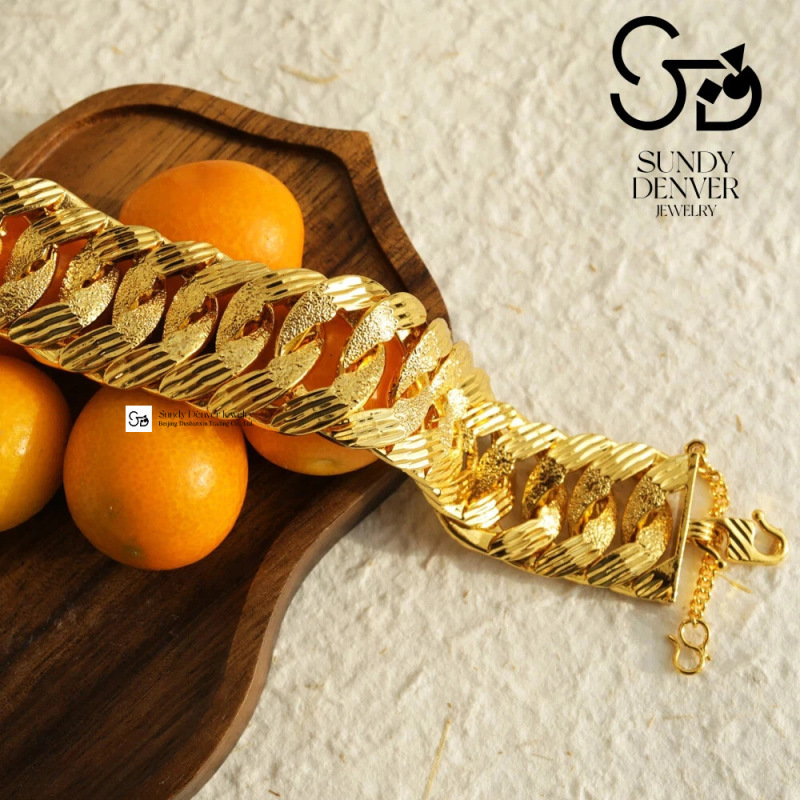 26 New Models of Southeast Asian Gold-Colored Wide Wheat Ear Bracelets, Color-Preserving Indian Brass Gold-Plated Engraved Bracelets for Men and Women