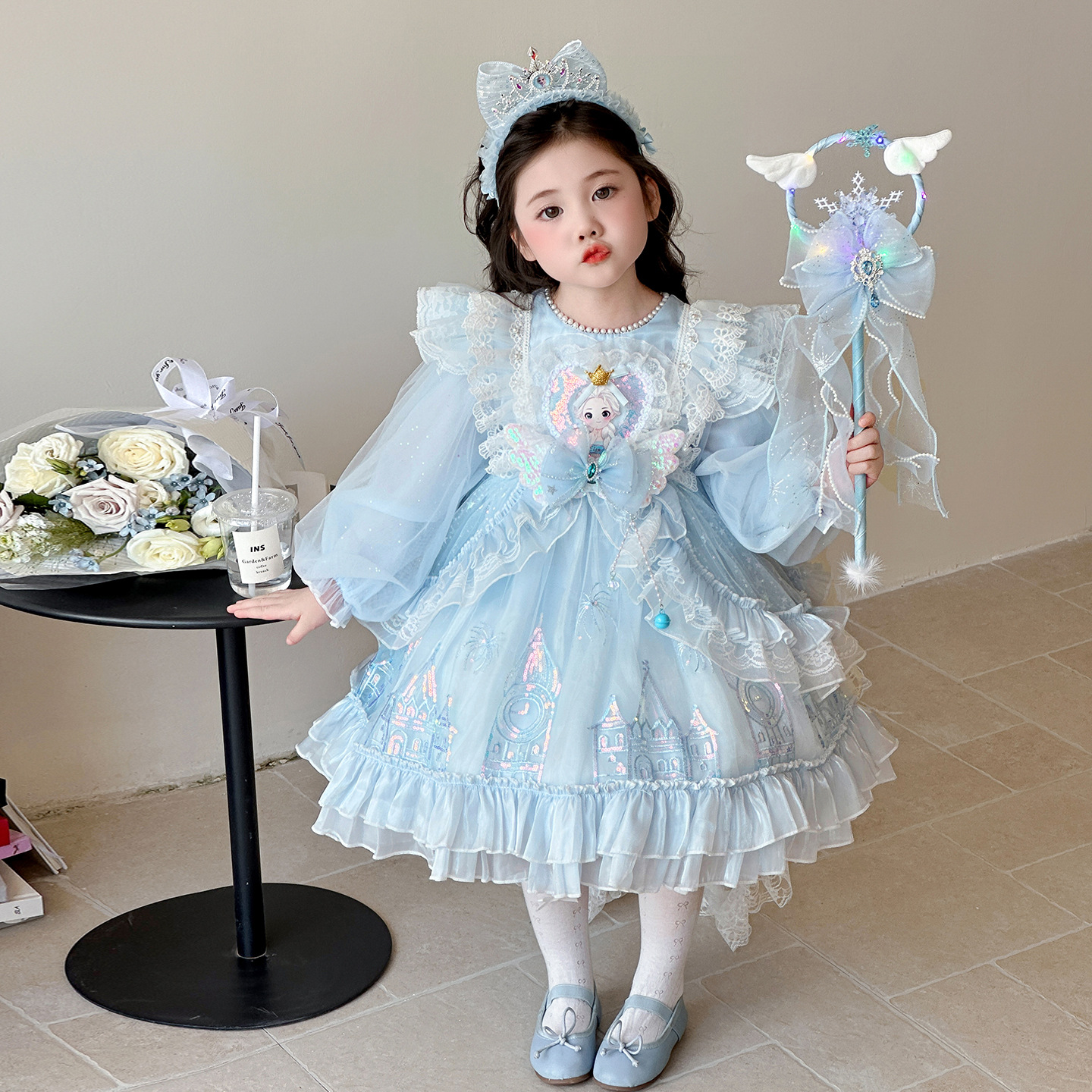 Vestido de niña primavera y otoño 2025 nuevo estilo de niños de dibujos animados de estilo occidental vestido de otoño de bebé moda vestido de pastel Lolita