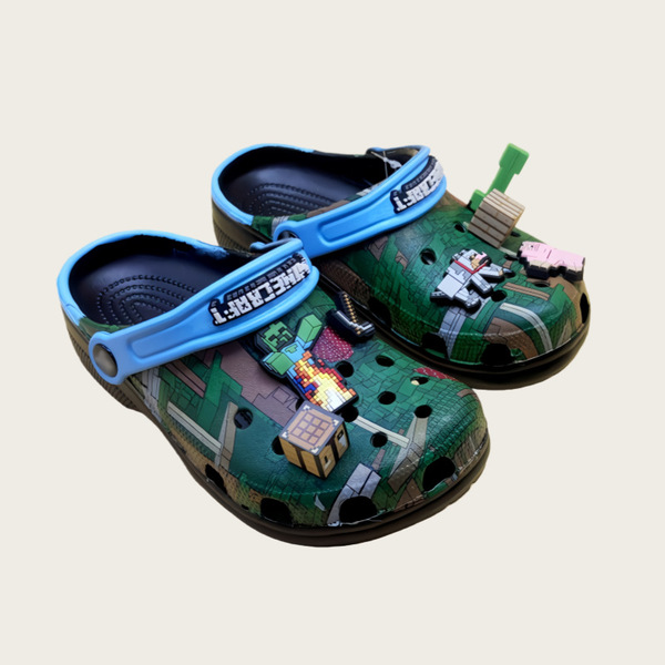 cartoon comfortable Crocs-style slippers for men and women