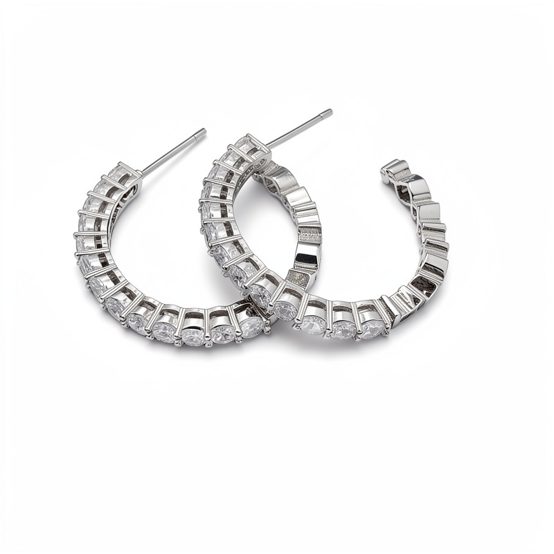 Aguja de plata zircón geométrico redondo en forma de C aretes personales temperamento de aire frío aretes ligeros de lujo alta sensación de aretes al por mayor image 6