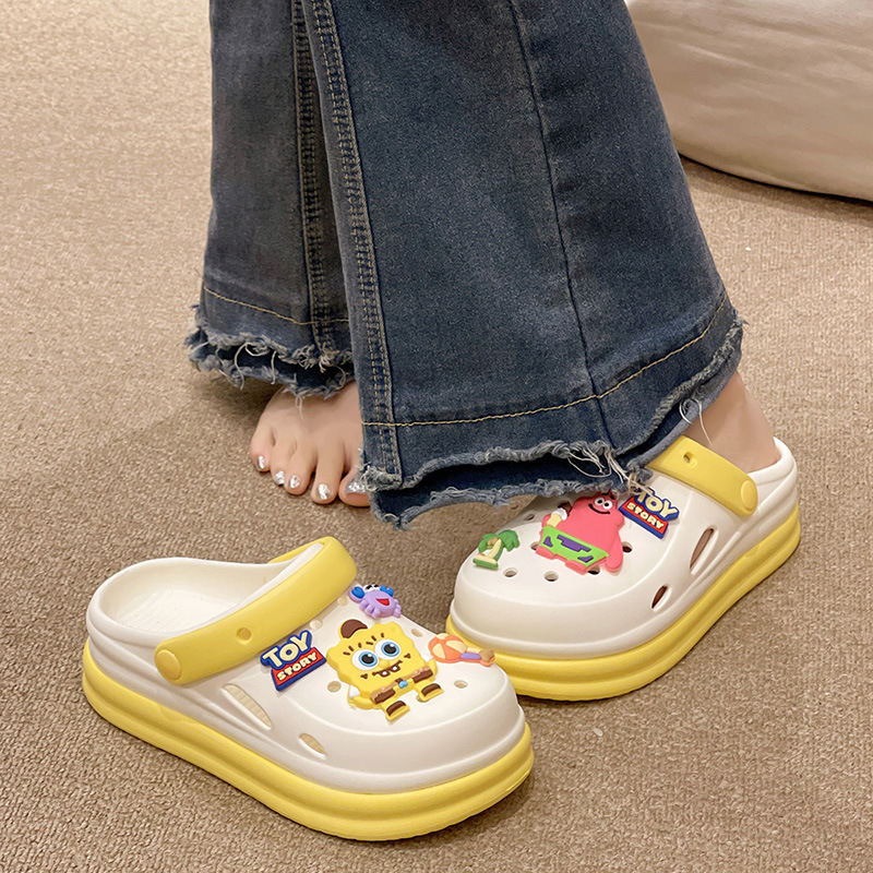 多巴胺洞洞鞋女夏季学生室内外卡通可爱活力踩屎感防滑包头凉拖鞋