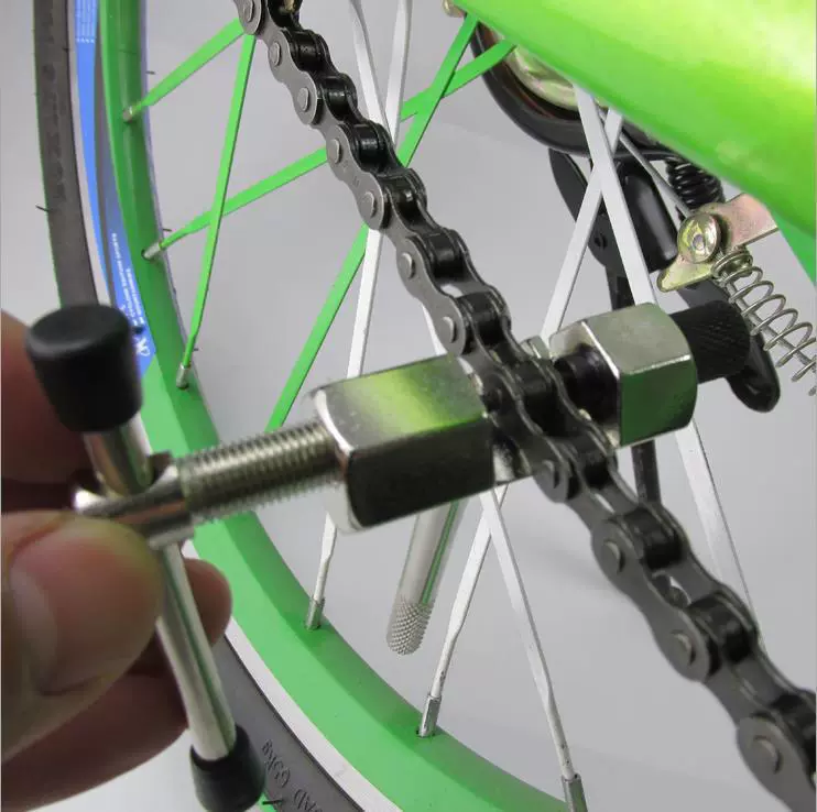 Bike, tools set, chain cutter, chain squeezer, chain puller