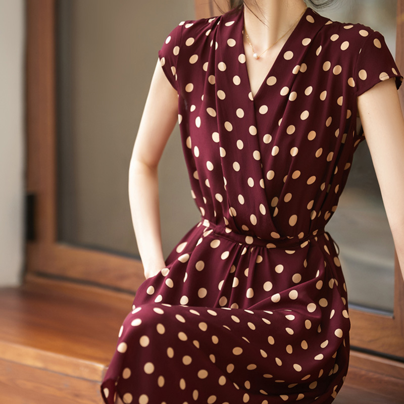 Polka-Dot Silk Hepburn Skirt Mulberry Silk Tea Break Dress Summer New Women's French Skirt Burgundy