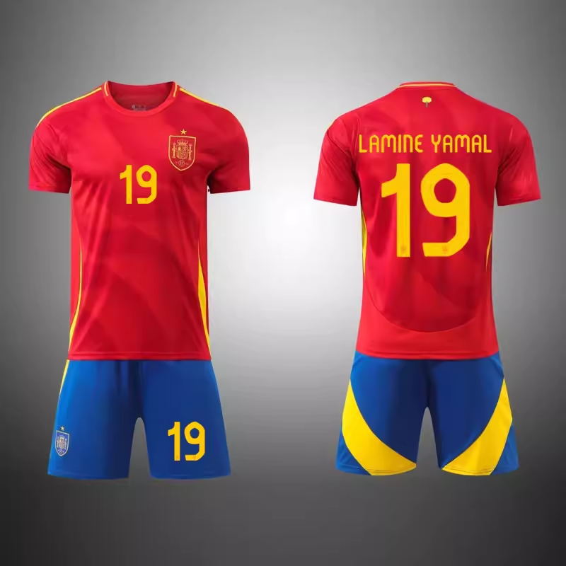 24 rojo español 19 Yamal