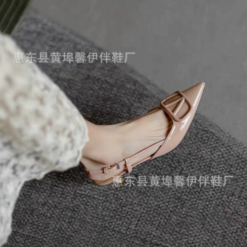 Чистые красные французские нишевые туфли на высоком каблуке 2025 лето новые легкие туфли