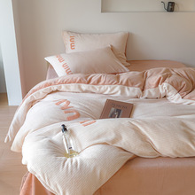 ������ů�Ӻ�ӽqţ�̽q�ļ��׶��콑��ins�L���o늴��α��״�Ʒ