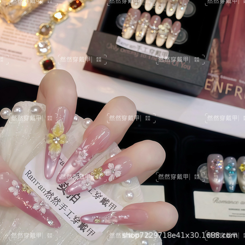 【Sakura Sweet Tea】3D Flower-Shaped Short Nail Tips, Handmade for Summer, High-End Feel, Summer Beauty