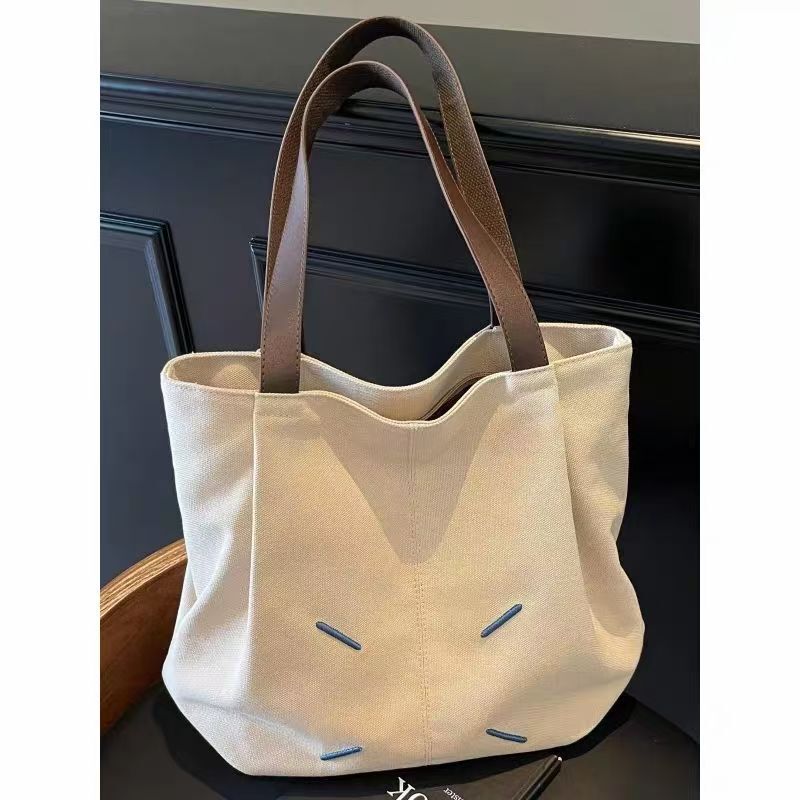 Korean Style Canvas Bag for Women 2026 New Fashion Simple Casual Large Capacity Tote Bag Student Class Shoulder Bag