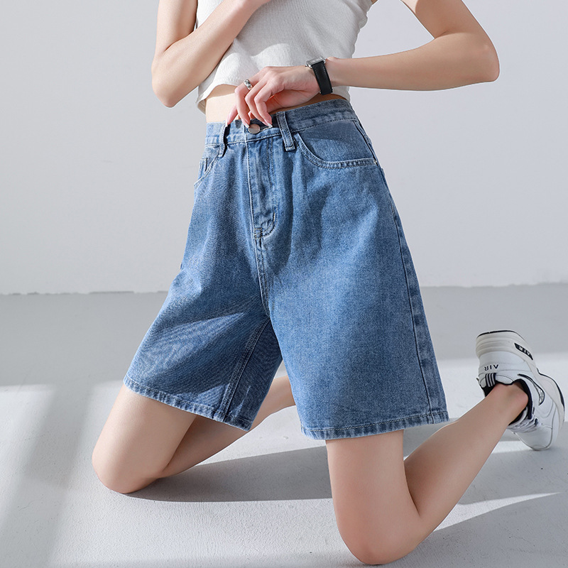 Pantalones cortos de mezclilla de cinco puntos rectos para mujer adelgazamiento de cintura alta delgada 2022 verano Nuevo ins pantalones de pierna ancha moda