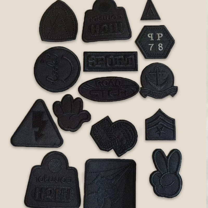Black self-adhesive down jacket for men and women, with embroidery